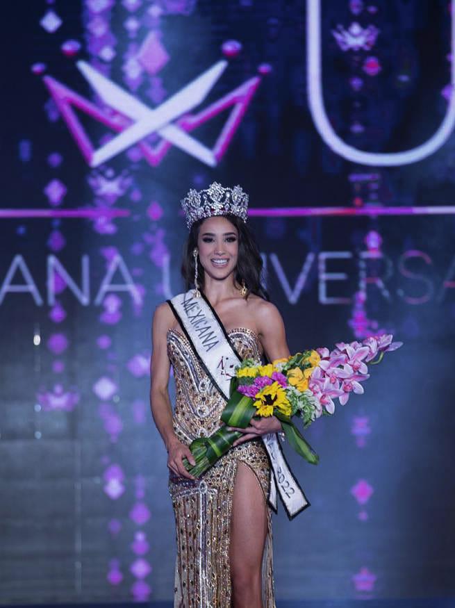 Khung ảnh 3 Miss Universe: Gái trẻ không hạ nổi gừng già-1