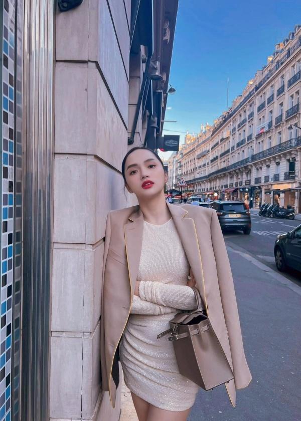 Hương Giang cầm túi 600 triệu mời trộm xơi khiến fan lo nơm nớp-3