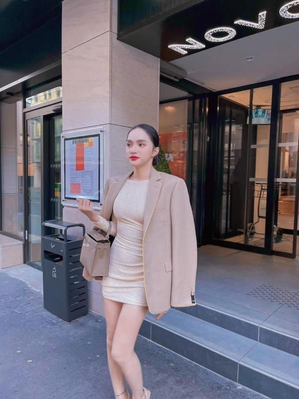 Hương Giang cầm túi 600 triệu mời trộm xơi khiến fan lo nơm nớp-5