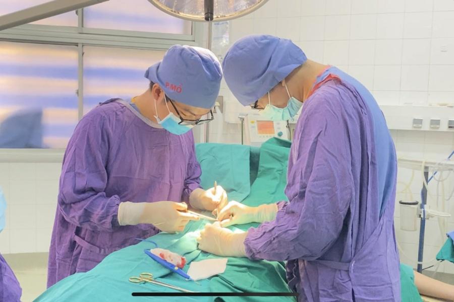 Thanh niên nhịn ăn sáng 20 ngày mua son cho bồ vẫn bị bé đá đít-4