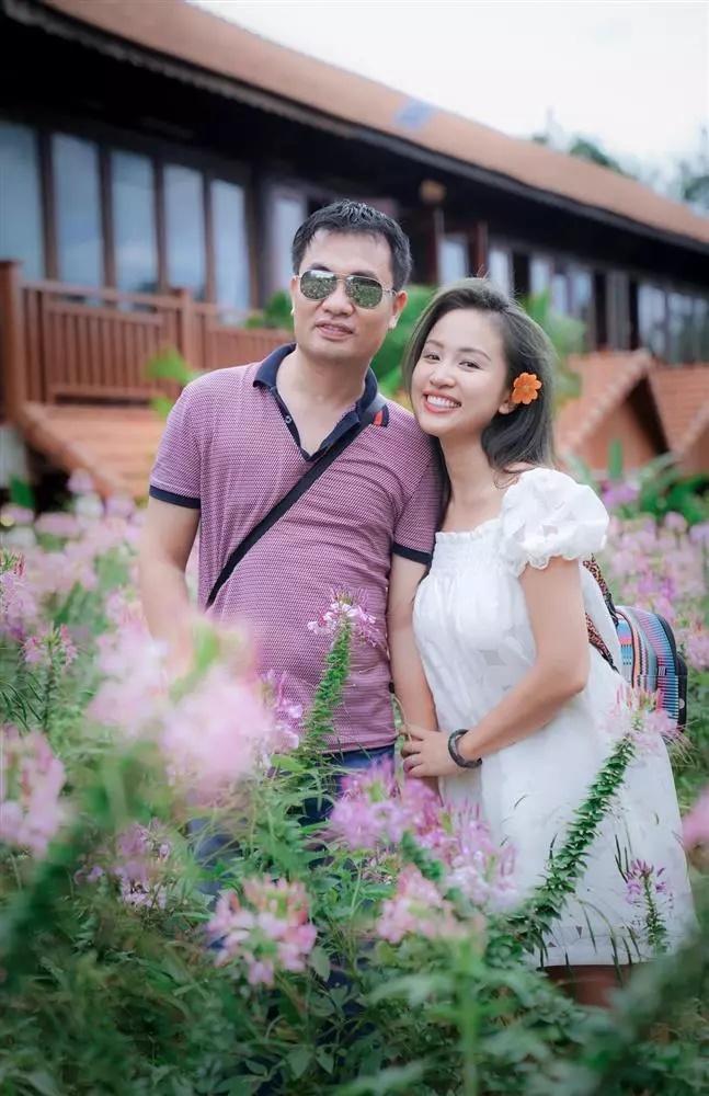 Vân Hugo lần đầu khoe tiểu công chúa mới chào đời-5