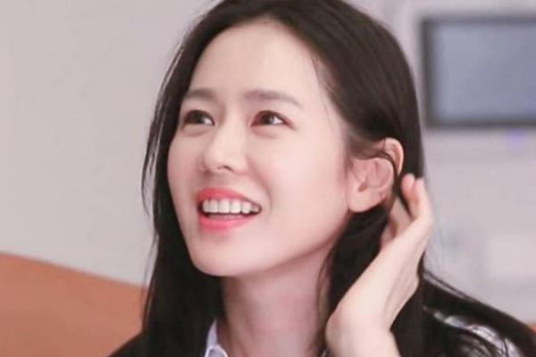 Thói quen vạn người ghiền của Hyun Bin và Son Ye Jin-8