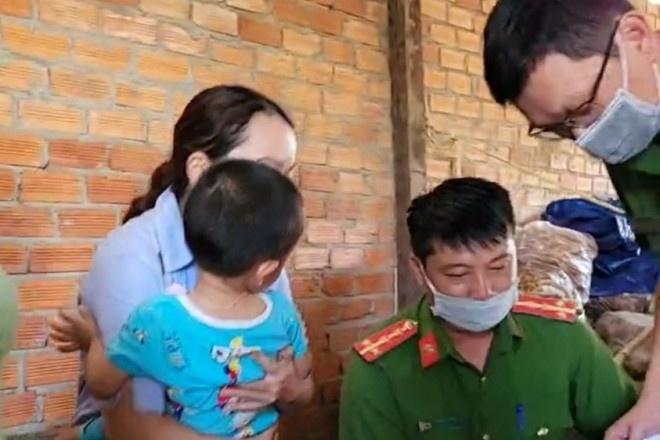 Ai chịu trách nhiệm vụ mẹ khai tử con 3 tuổi?-2