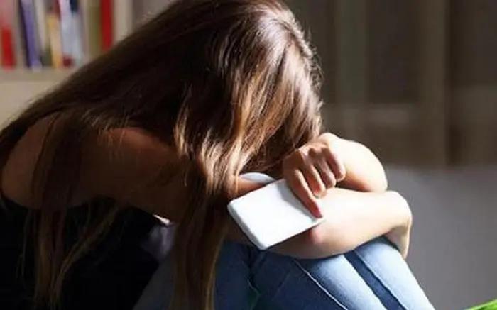 Nhiều lần con nghĩ đến chuyện tự sát, ba có biết không?-1