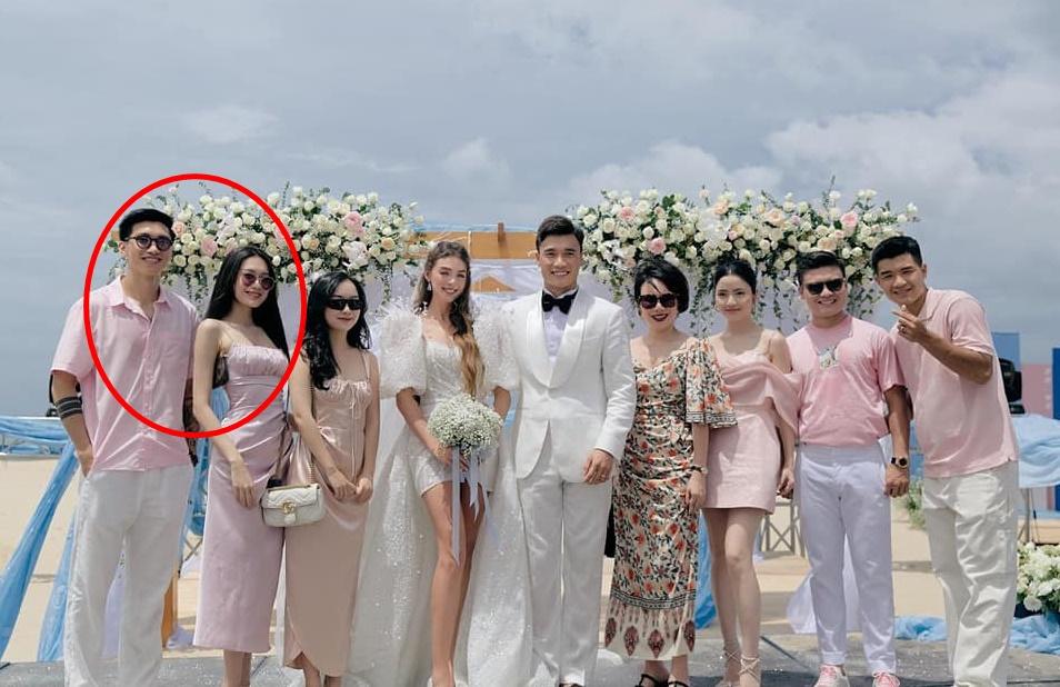 Lại bắt gặp Đoàn Văn Hậu - Doãn Hải My dính nhau như sam-6