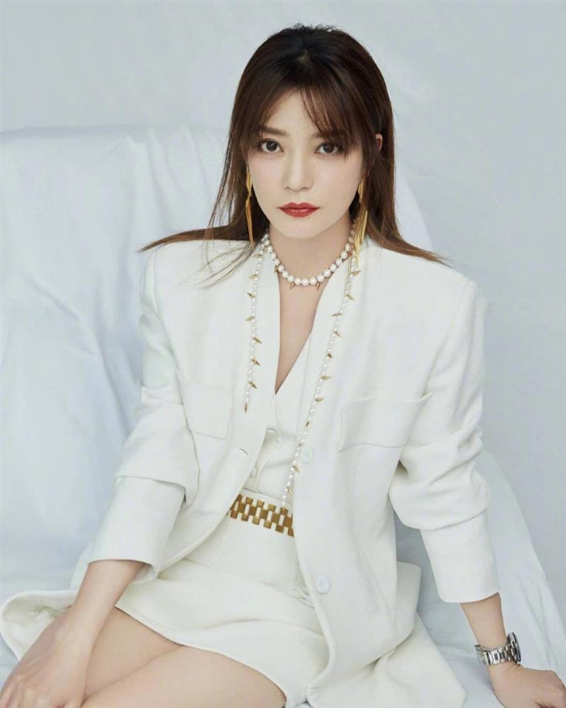 Triệu Vy sau một năm bị cấm sóng-1