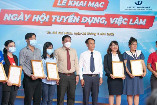 Uuviet Solutions thu hút hàng trăm ứng viên trong Ngày hội tuyển dụng việc làm IUH 2022