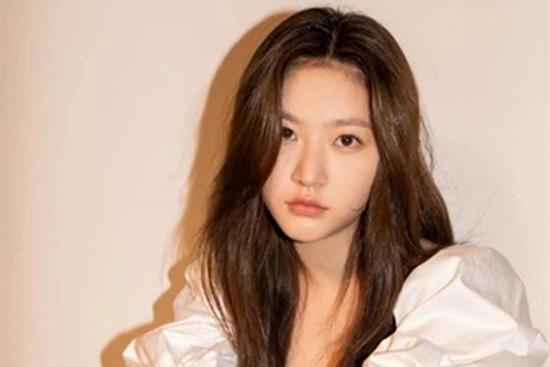 Kim Sae Ron hủy lịch quay phim sau khi gây tai nạn, bỏ trốn