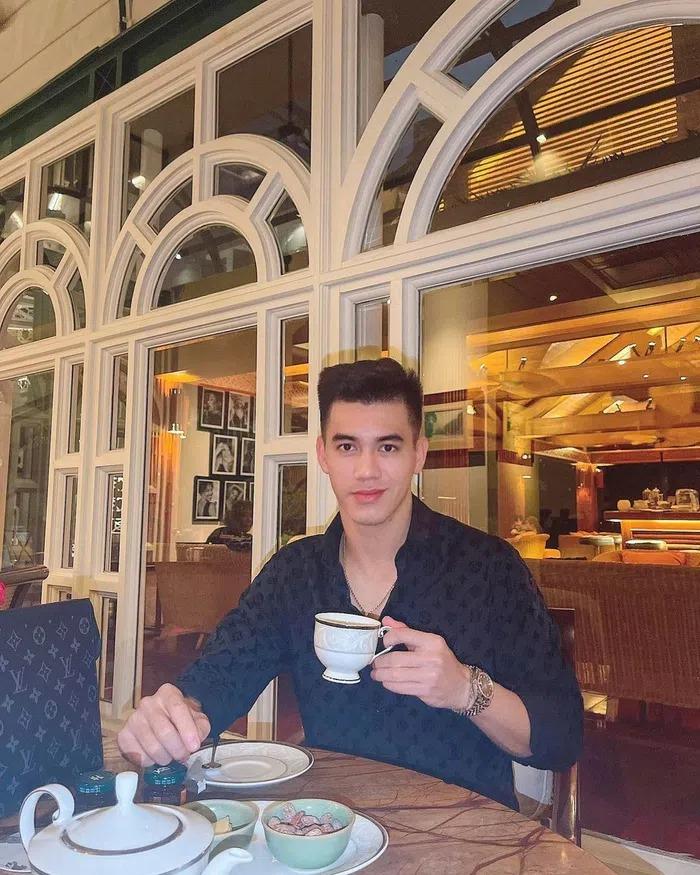 Tiến Linh toàn mặc đồ hiệu-3