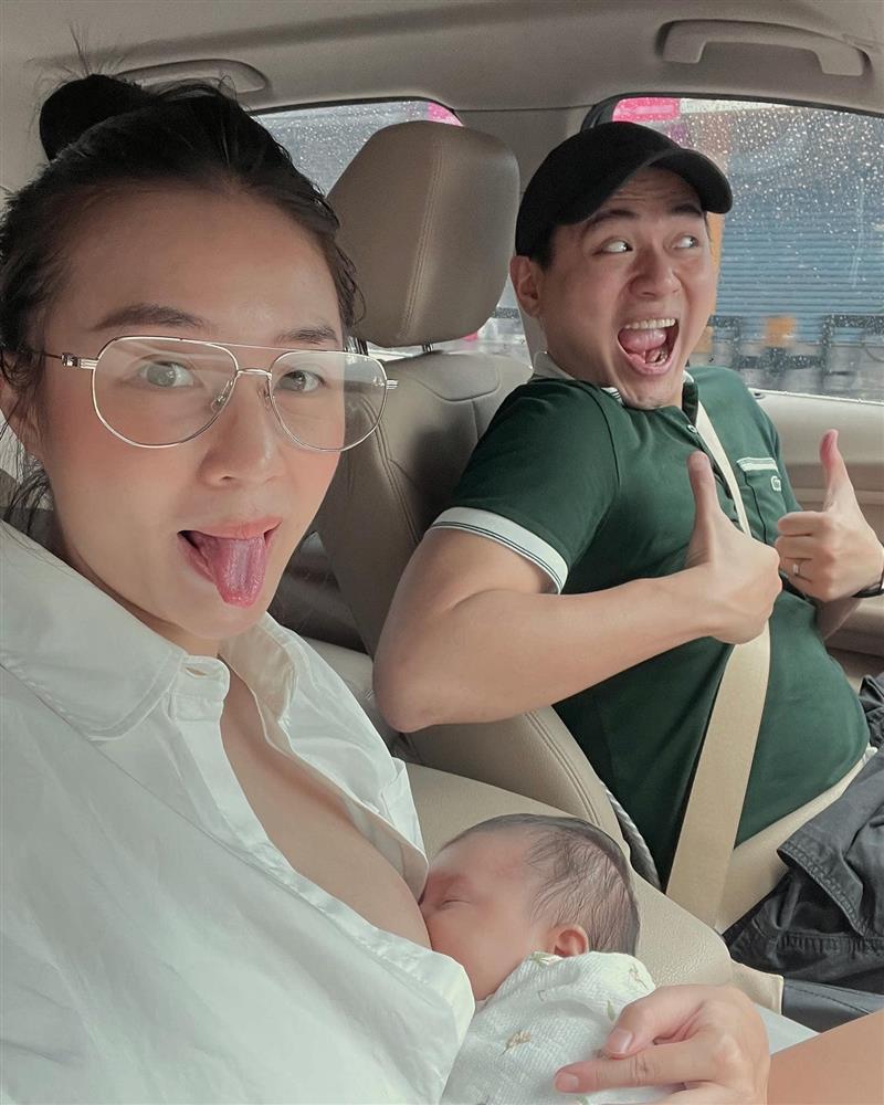 Salim và dàn mỹ nhân Việt bạo dạn để ngực trần cho con bú-1