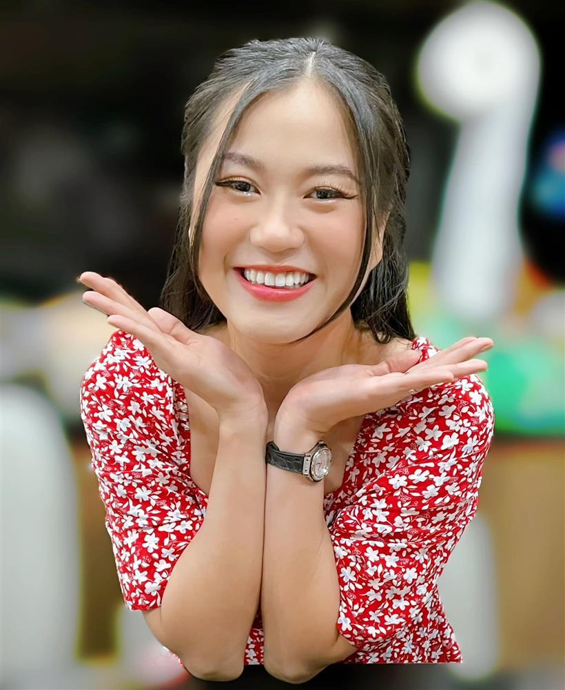 Sao Việt hôm nay 24/5: Vợ Khánh Đơn xúc động vì con riêng của chồng-9