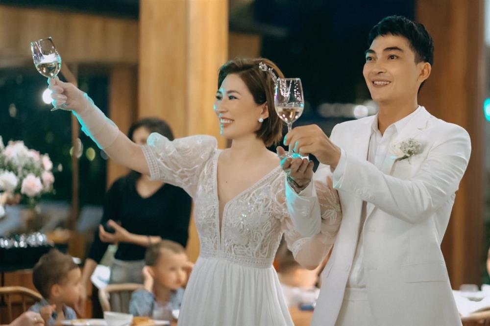 Ảnh cưới rõ nét hôn lễ bí mật của Khương Ngọc-4