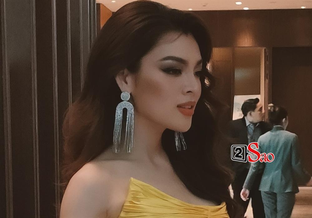 Hoa hậu Trân Đài lộ nhan sắc thật khi dự event Võ Việt Chung-4