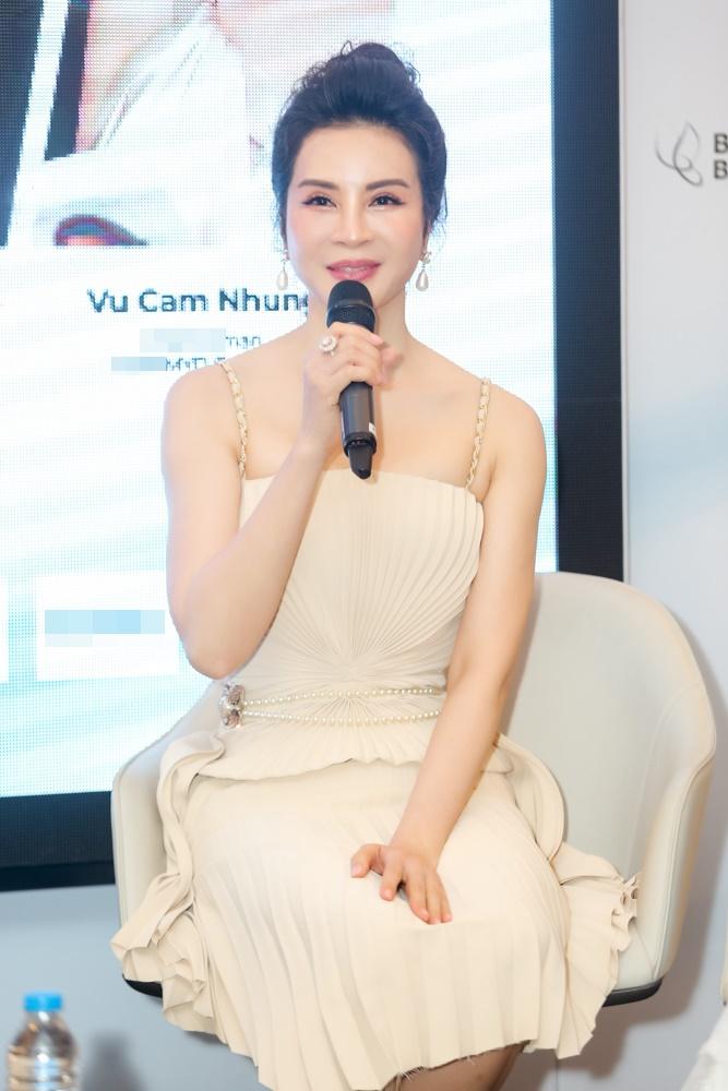 Hoa hậu Trân Đài lộ nhan sắc thật khi dự event Võ Việt Chung-8