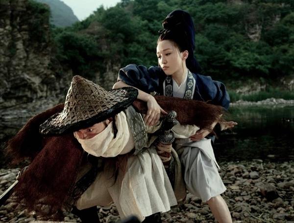 Tạo hình cổ trang kỳ quái của mỹ nhân Châu Tấn-1