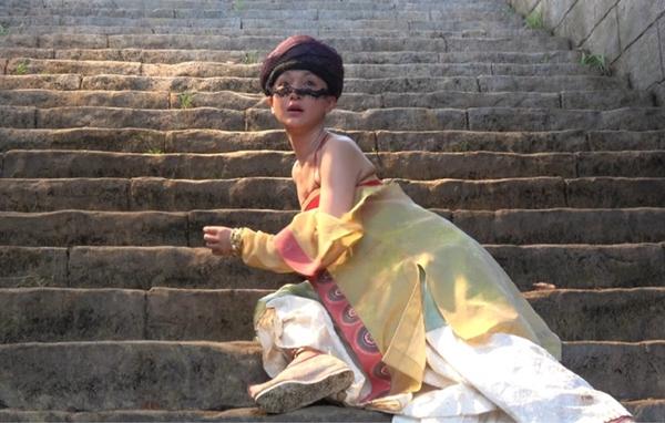 Tạo hình cổ trang kỳ quái của mỹ nhân Châu Tấn-6