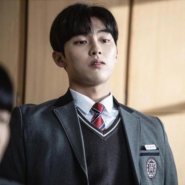 Bạo lực học đường trong phim ảnh Hàn-7