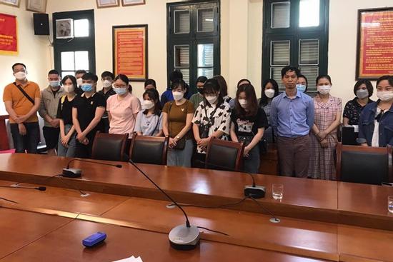 Khủng khiếp: Cho vay lãi suất hơn 2.000%, bêu ảnh nếu không trả nợ