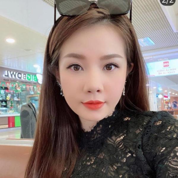 Bạn thân Vàng Anh sau 16 năm: Dáng sexy, mặt như đôi mươi-3