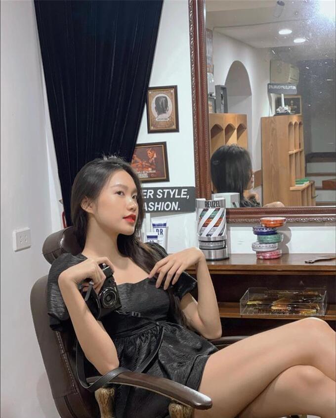 Doãn Hải My chuyển style quyến rũ sau khi hẹn hò Đoàn Văn Hậu-10