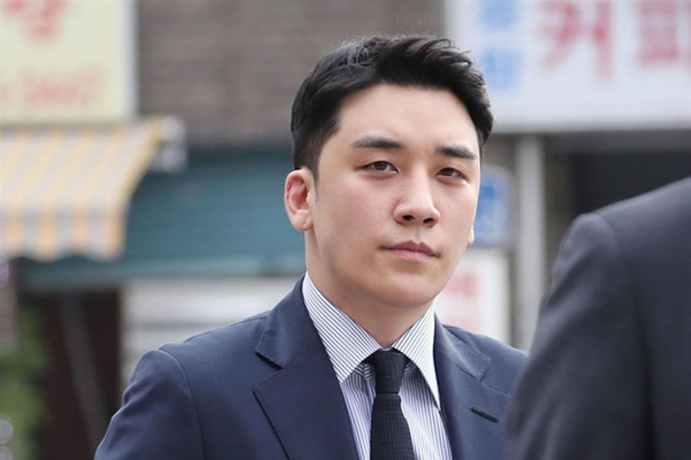 Seungri (Big Bang) chính thức ngồi tù, nhận án 18 tháng-1