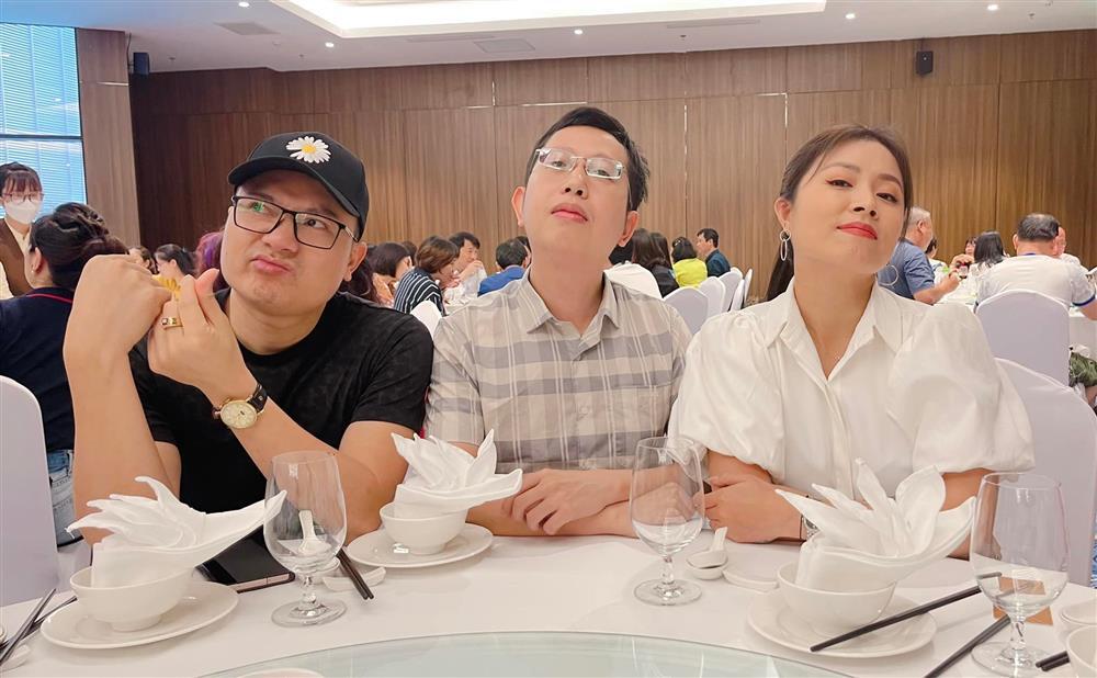 Dàn BTV đẻ sinh đôi: Người đâu vừa tài năng lại chăm con khéo-3