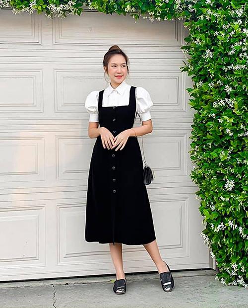 Học lỏm 10 mỹ nhân Việt mix đồ với yếm đen đẹp miễn chê-6