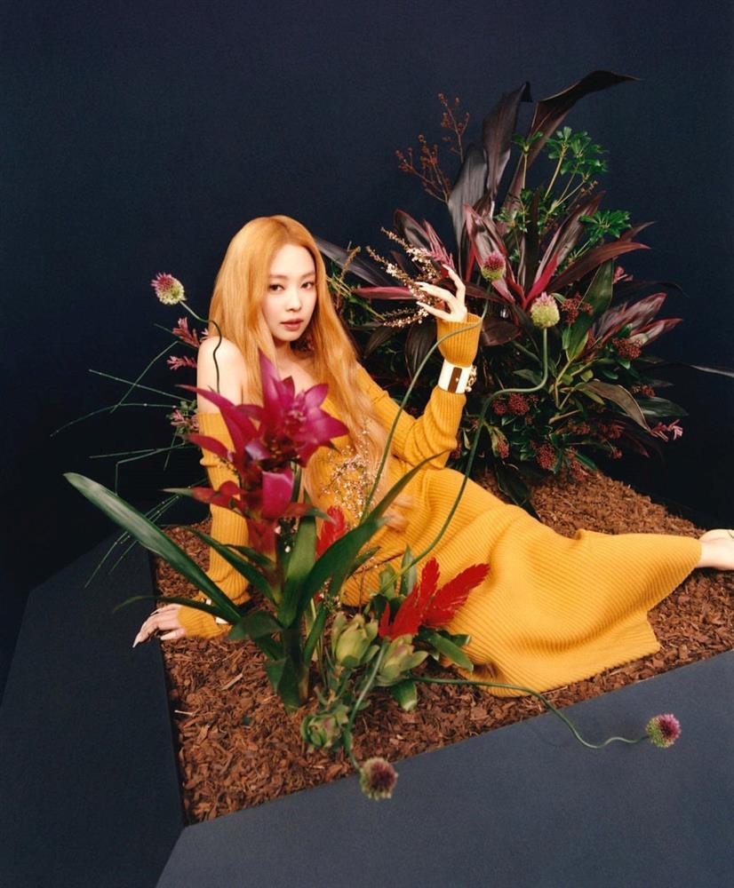 Jennie đang chịu tổn thương mà YG mãi không lên tiếng bảo vệ-1