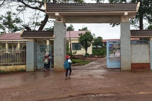 Chính thất thề không tung clip nhạy cảm của Ball và Mẹ Trân-7