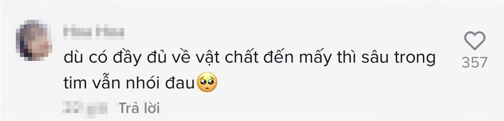 Hòa Minzy lết chân đất cõng con dạo chơi, tình cũ bị réo gọi-4