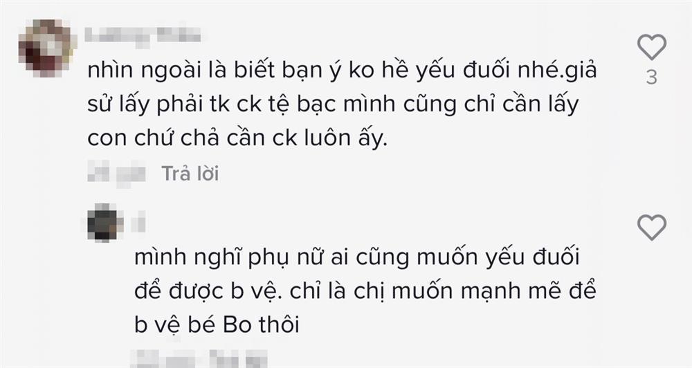 Hòa Minzy lết chân đất cõng con dạo chơi, tình cũ bị réo gọi-7