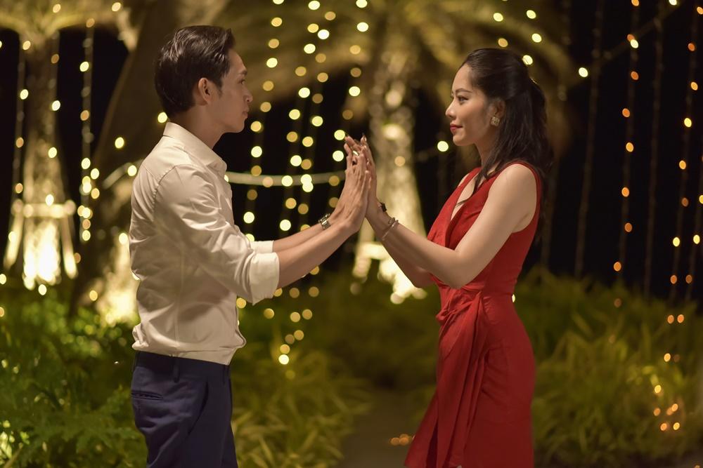 Nam Em và Bạch Công Khanh liên tục tình tứ chốn đông người-7