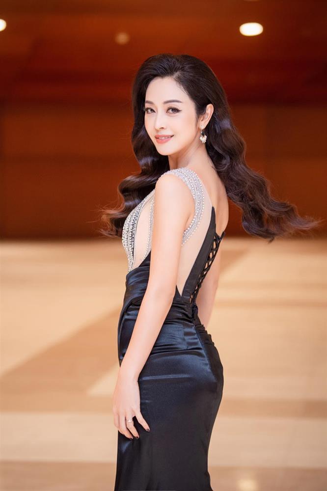 Jennifer Phạm, Hoàng Oanh đọ sắc Top 6 Miss World 2021-3