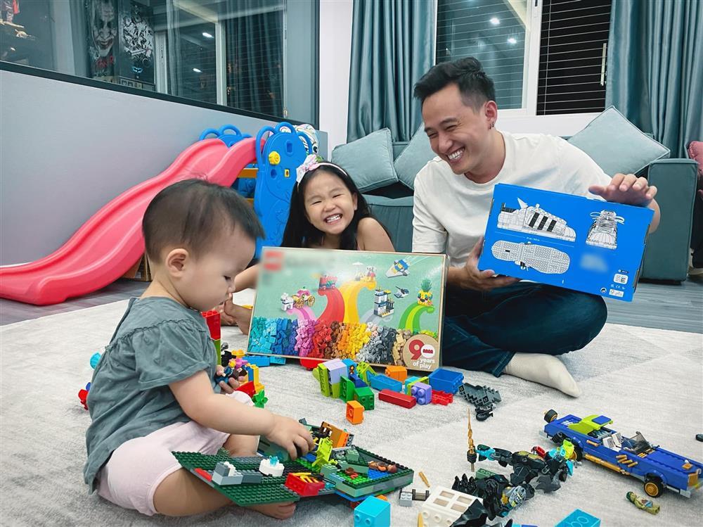 Chân dung vợ kín tiếng của MC đình đám Olympia-3