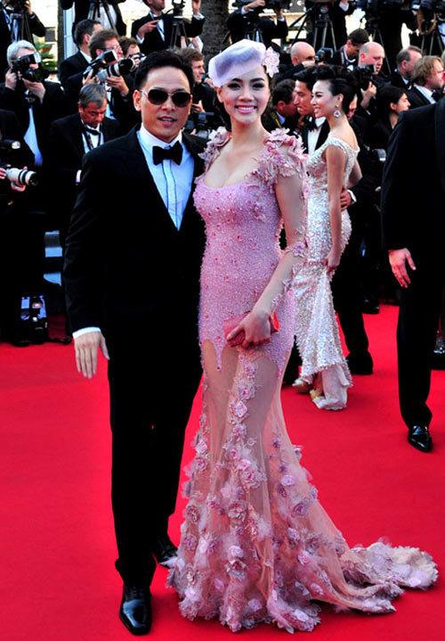 12 years of Vietnamese stars going to Cannes: Some people are LUCER than Ngoc Trinh-13