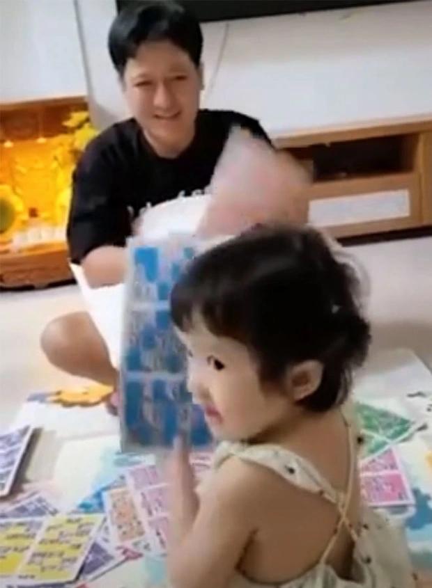 Nhã Phương lên tiếng nói rõ về tin đồn đang mang thai lần 2-4