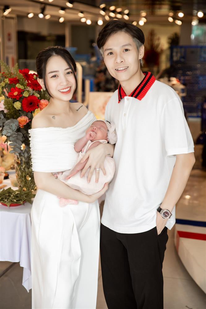 Ái nữ Minh Nhựa xuề xòa, phờ phạc khác hẳn ảnh phây-7