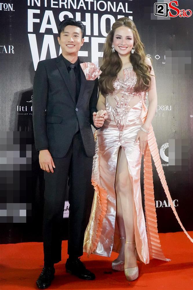 Trương Hồ Phương Nga xinh vẫn xu, Pha Lê già chát thảm đỏ-8