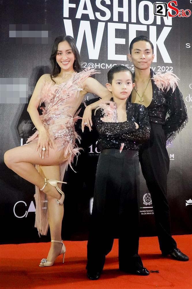 Trương Hồ Phương Nga xinh vẫn xu, Pha Lê già chát thảm đỏ-9