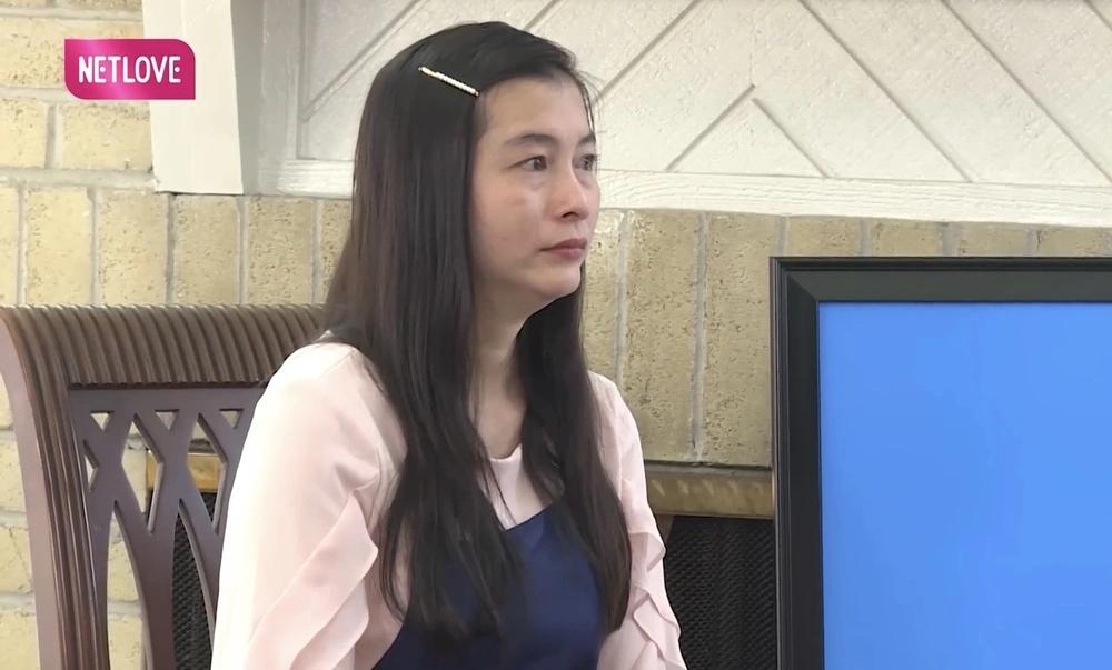 Chồng biền biệt ở Mỹ, vợ bán nước mía mưu sinh bị kẹp nát 3 ngón tay-1