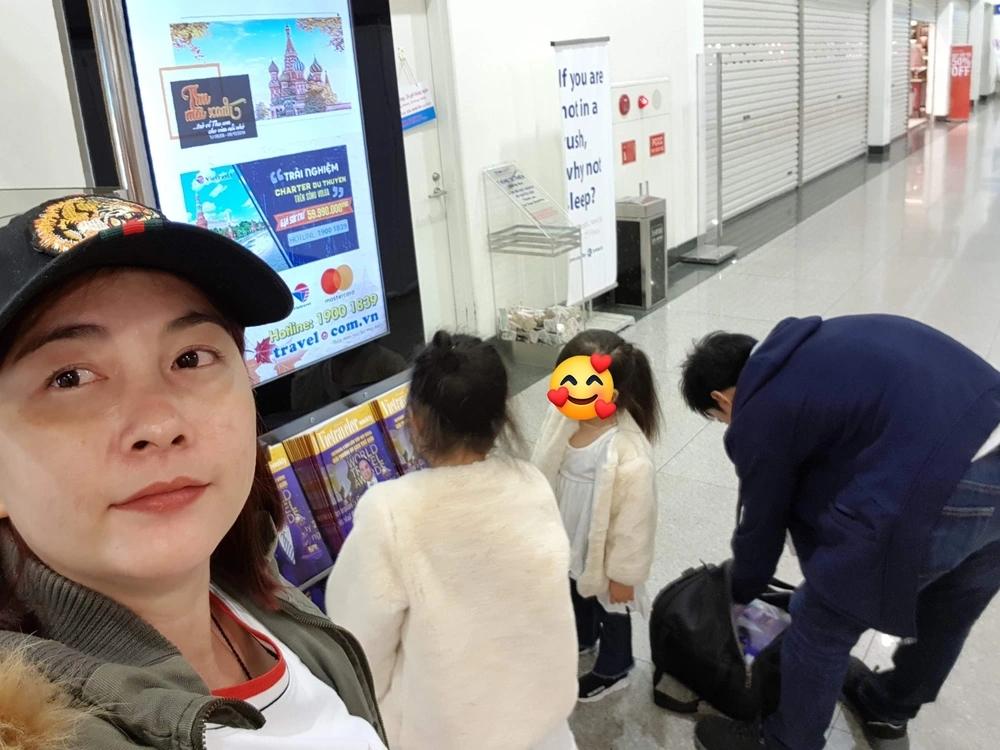 Chồng biền biệt ở Mỹ, vợ bán nước mía mưu sinh bị kẹp nát 3 ngón tay-4