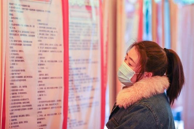 Cô gái 24 tuổi bị công ty sa thải vì đã quá già ở Trung Quốc-1