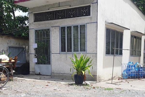 Tông vào 2 ôtô vừa va chạm, tài xế xe máy tử vong-2