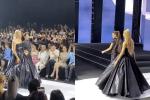 Hải Triều catwalk thần sầu lấn át Hoa hậu Khánh Vân