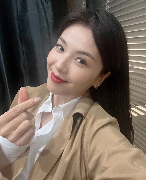 Mỹ nhân phản bội Châu Tinh Trì và loạt Bạch Xà đẹp nhất màn ảnh giờ thế nào?-13