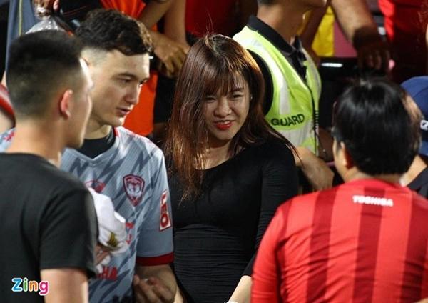 Van Lam, Dinh Trong and Vietnamese players have a sisterly love-6