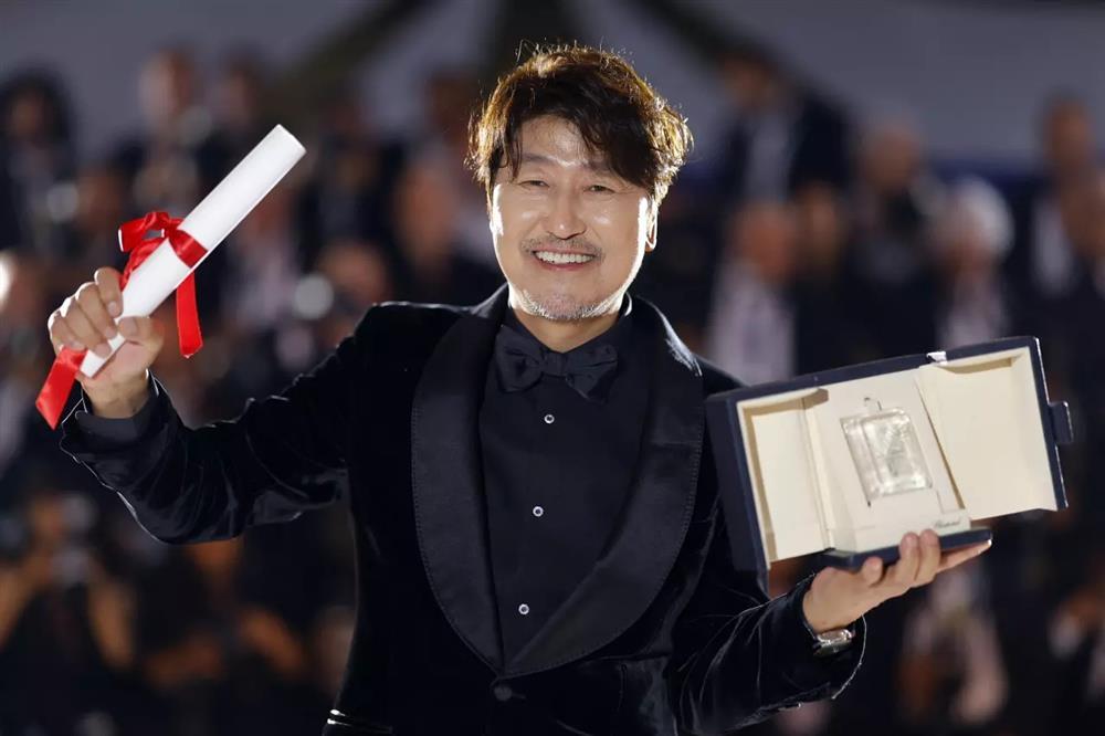 Song Kang Ho: Từ chật vật ngoại hình đến quốc bảo thắng Cannes-1