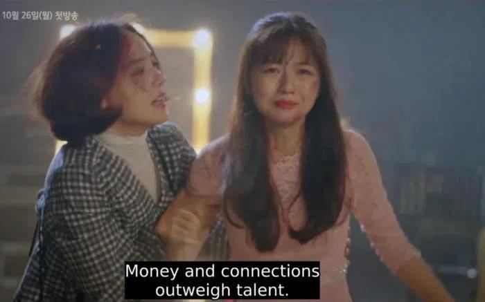 Penthouse hot trở lại giữa drama phụ huynh tố con gái bị bạo lực-4