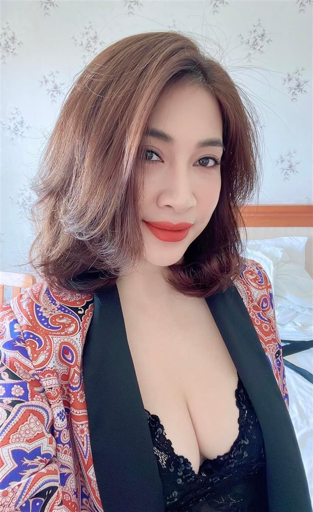 Nối gót Cát Phượng, Pha Lê hàng xóm cũng rao bán nhà bạc tỷ-1