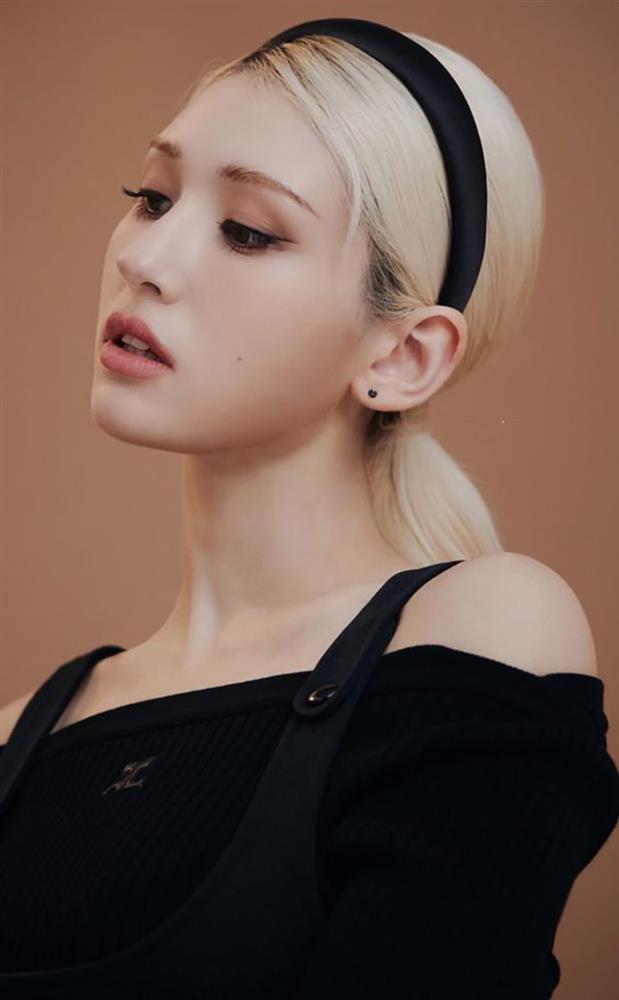 Tips chăm sóc da căng mướt của bông hồng lai Jeon Somi-5